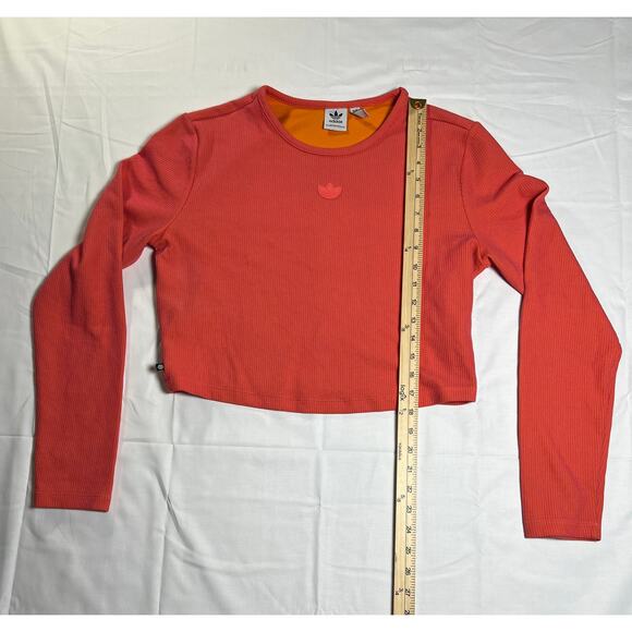Adidas Women's Cropped Long Sleeve, Coral, Size XL, Excellent Condition - Picture 5 of 6